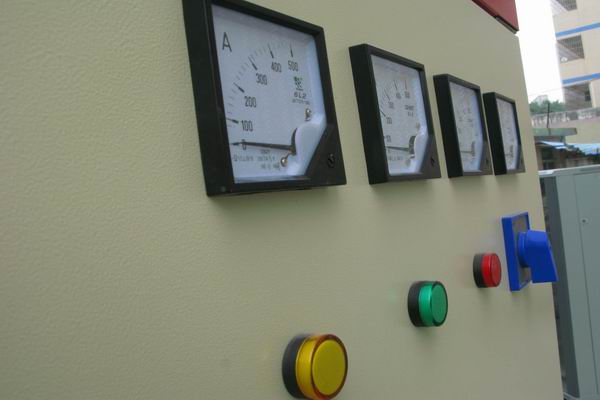 镇海配电柜-3683讲讲配电柜注意事项